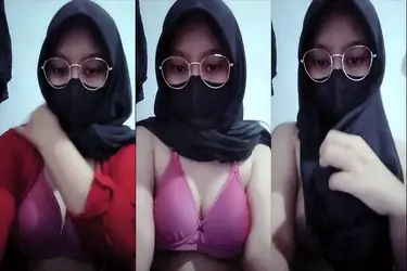Bokep Indo Hijab ABG Toge Kacamata Live Barbar Lumer WOT - Bokep2026