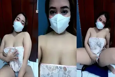 Unna Suzuka Ngangkang Pamerin Selangkangan WOT - Bokep2026